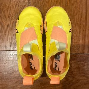 Nike Kids' Mercurial Zoom Vapor 15 Academy Indoor Soccer